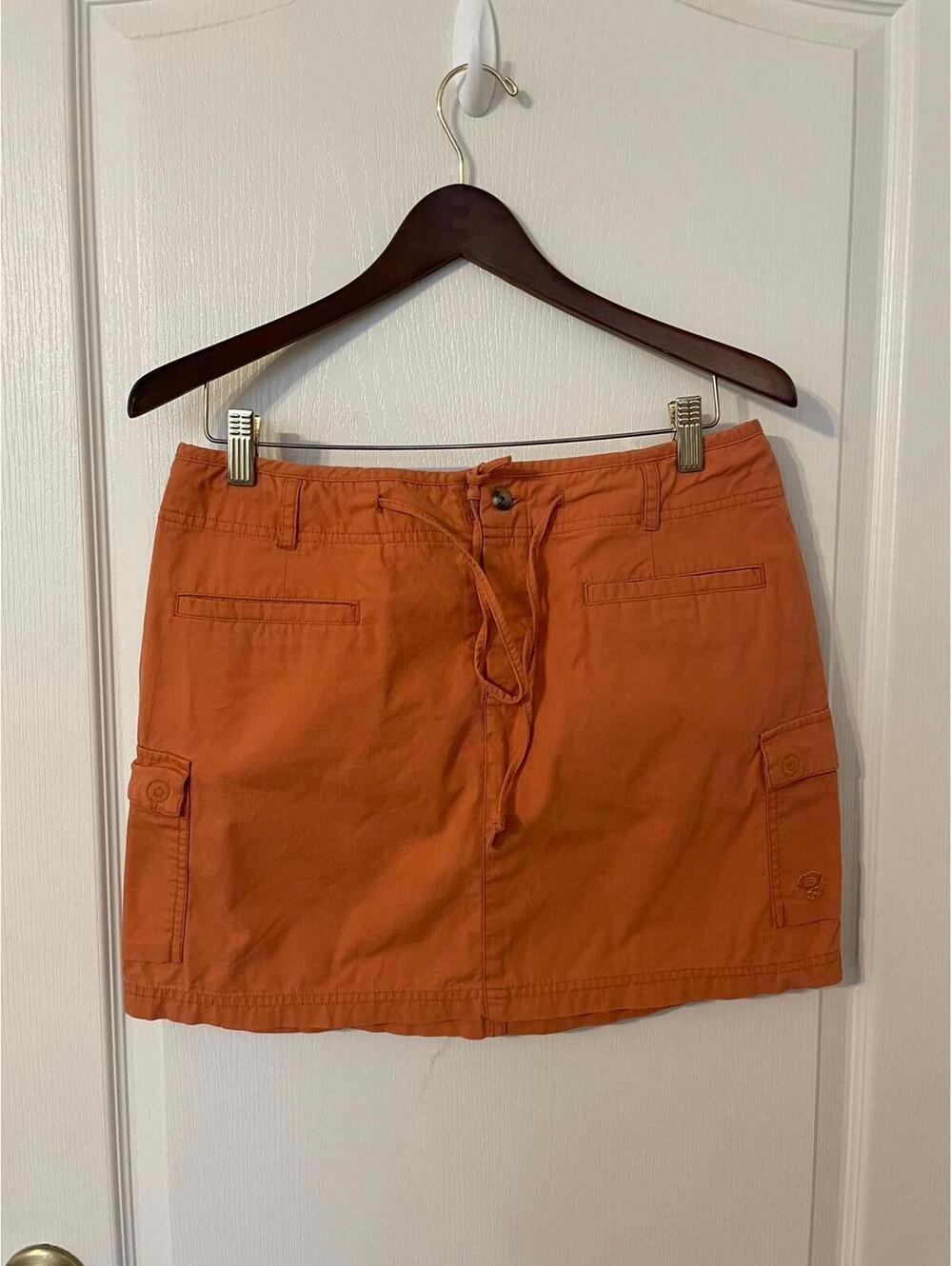 Mountain Hardware cargo skirt size 8 Terracotta orange